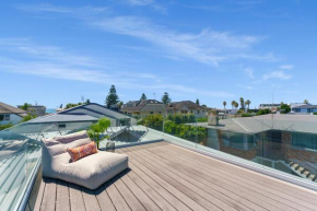 Sunny and Spacious Beach Villa